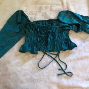 Tie in the front top